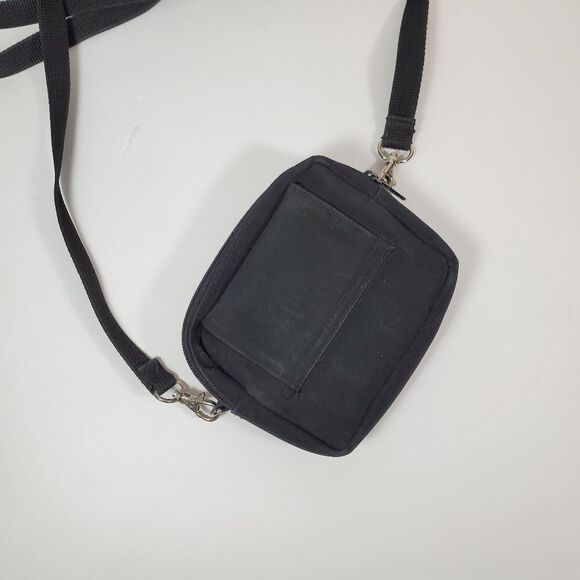 Frankie and Johnnie black crossbody - Picture 9 of 9